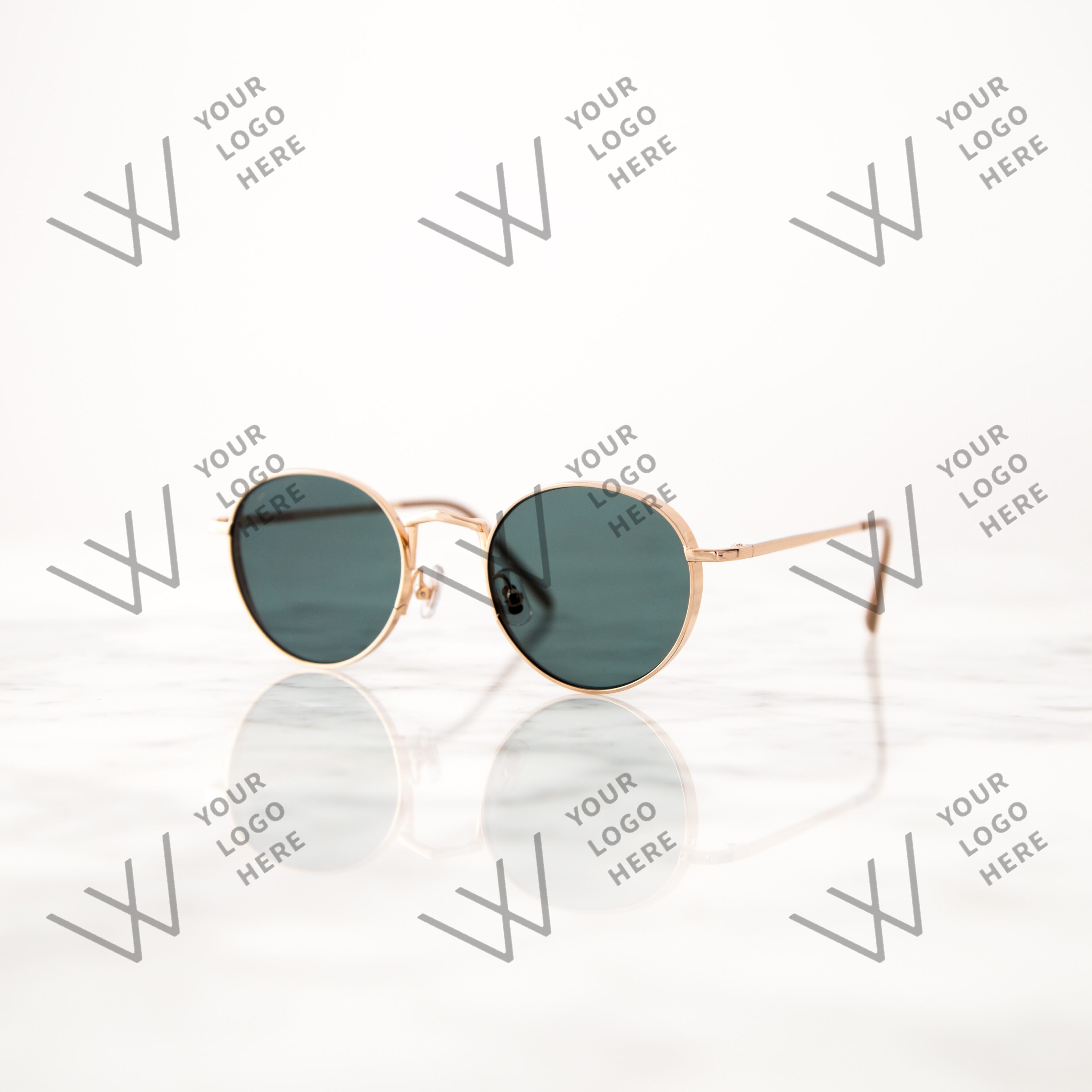 Image with resized opaque tile watermark